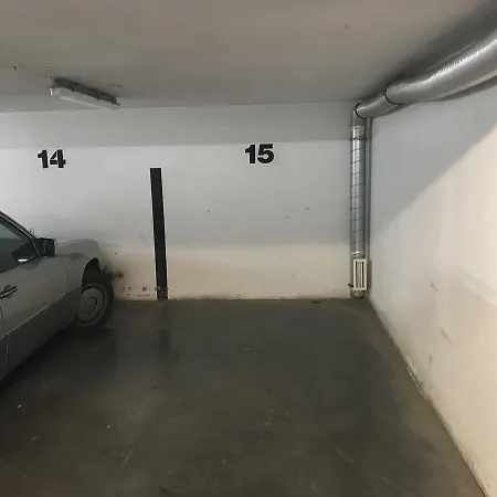 City Center Apartment *