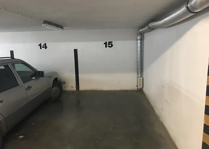 City Center Apartment *
