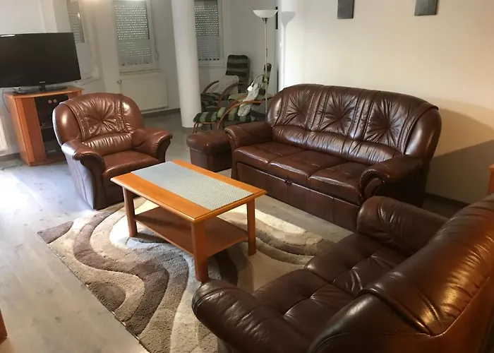 City Center Apartment *